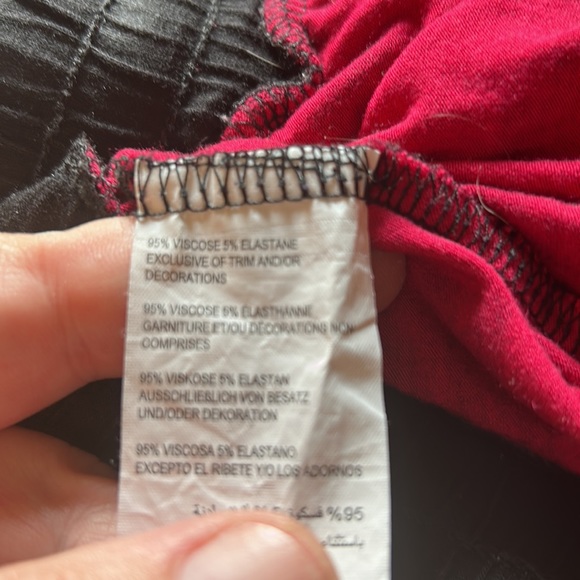 Worn once, soft/lightweight pj shorts are a blend of Viscose+Elastane by Deesse - Picture 10 of 11